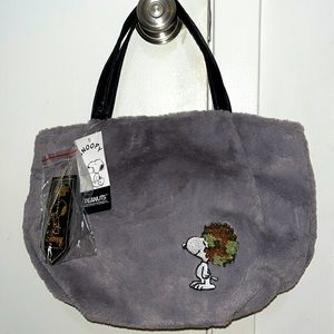 Fuzzy Snoopy purse handbag New from Japan